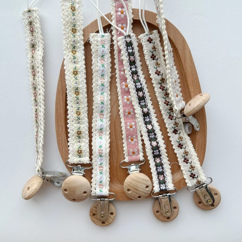 Lace Pacifier Clip Chain for N - đánh giá và giá Baby Products To Gift